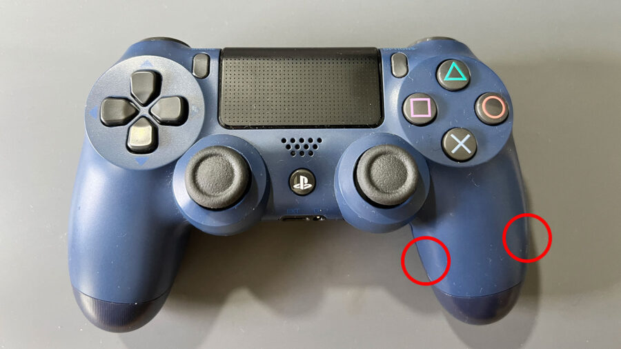 PS4コントローラー分解手順1